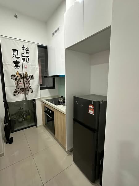Servis Apartment untuk Dijual di Sunway Belfield - Jacquin Tan - Kitchen - PropertyGuru.com.my