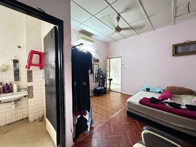 Taman Ehsan untuk Untuk Dijual - RM 590,000, Mac 2026 - Bedroom - PropertyGuru.com.my