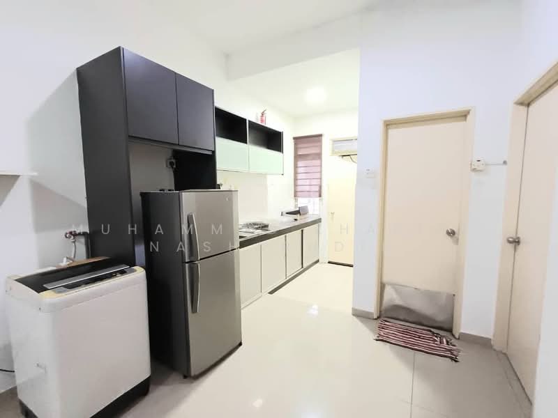 Townhouse for Rent in Balakong (Selangor) - Muhammad Zhariff Nasharudin - Kitchen - PropertyGuru.com.my
