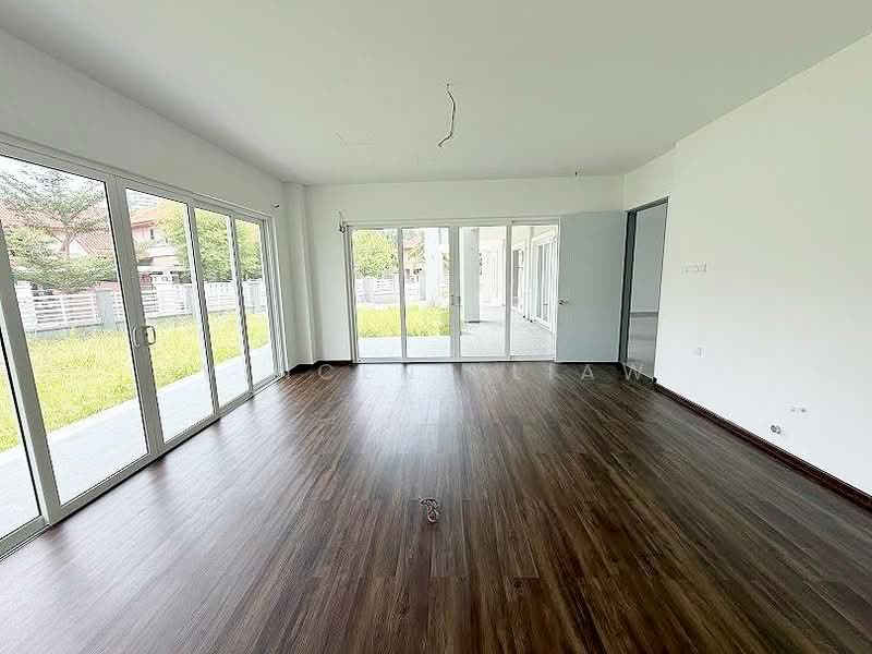 Bungalow House untuk Dijual di Ara Damansara (Selangor) - Vincent Liaw - Living Room - PropertyGuru.com.my