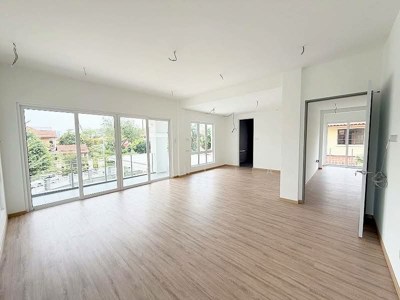 Bungalow House untuk Dijual di Ara Damansara (Selangor) - Vincent Liaw - Living Room - PropertyGuru.com.my
