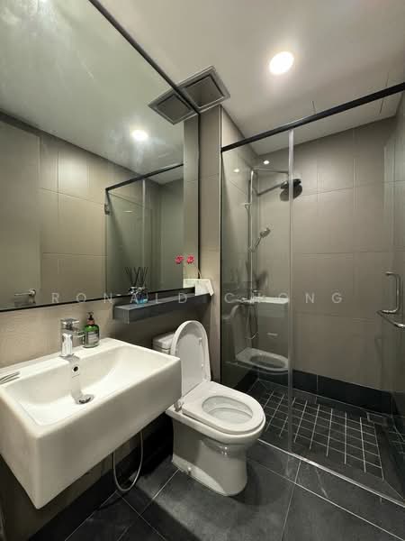 Bloomsvale Menara Vista Petaling untuk Untuk Disewa - RM 3,500 /bulan, Mac 2026 - Bathroom - PropertyGuru.com.my