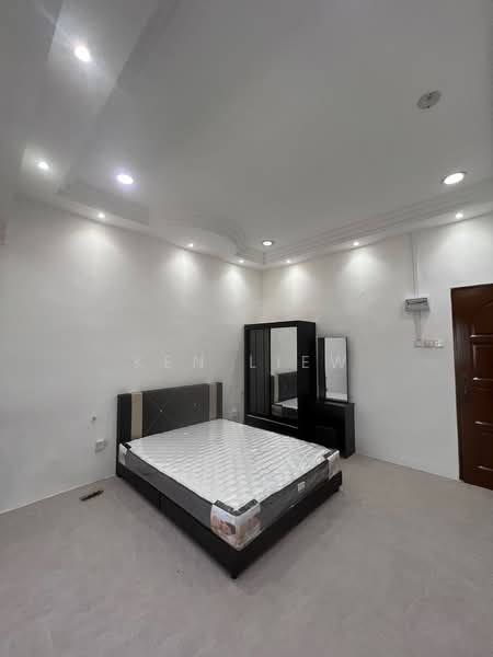 Semi-Detached House for Rent in Johor Bahru (Johor) - Ken Liew - Bedroom - PropertyGuru.com.my
