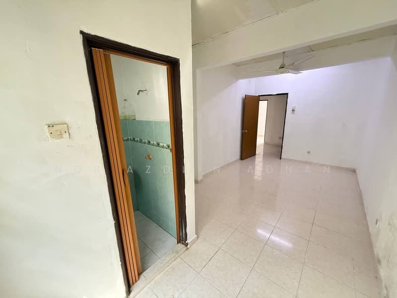 2-storey Terraced House for Sale in Rawang Perdana 1 (Rawang) - Nor Azdlin Adnan - Interior - PropertyGuru.com.my
