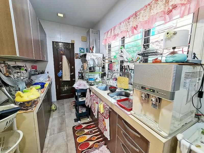 Rumah Berkembar untuk Dijual di Kota Damansara (Selangor) - Vincent Liaw - Kitchen - PropertyGuru.com.my