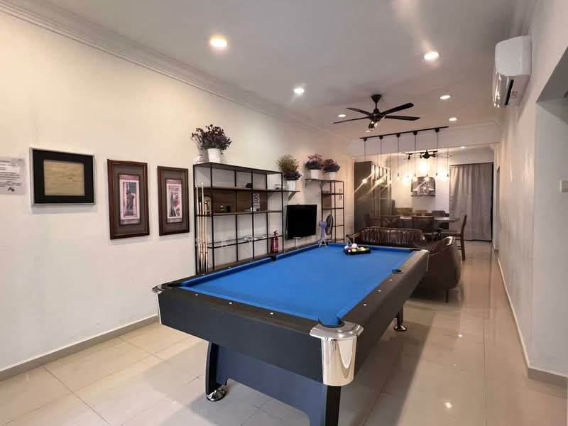 Semi-Detached House for Sale in Taman Century (Johor Bahru) - Sky Tan - Living Room - PropertyGuru.com.my