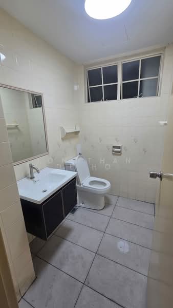Condominium for Rent at Tiara Damansara - Jonathan De Ho - Bathroom - PropertyGuru.com.my