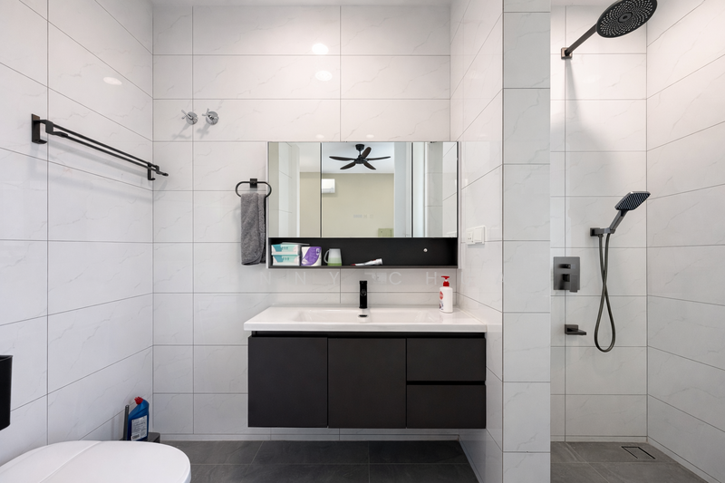 Semi-Detached House for Sale in Temasya Glenmarie (Glenmarie) - Kenny Chua - Bathroom - PropertyGuru.com.my