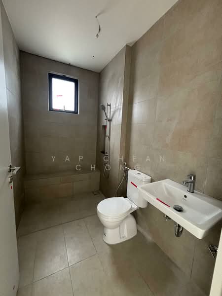Semi-Detached House for Sale in Shah Alam (Selangor) - Yap Chean Chong - Bathroom - PropertyGuru.com.my