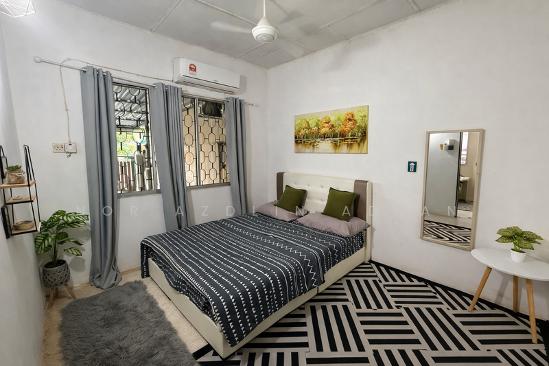 1-storey Terraced House for Sale in Taman Sri Sentosa (Klang) - Nor Azdlin Adnan - Bedroom - PropertyGuru.com.my