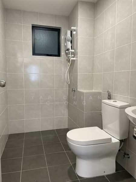 Service Residence for Sale at Huni @ Eco Ardence - Yap Chean Chong - Bathroom - PropertyGuru.com.my