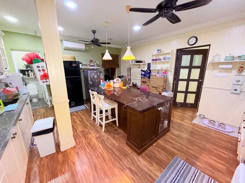 2-storey Terraced House for Sale in Bandar Dato Onn (Tebrau) - Amir Faris Rusli - Kitchen - PropertyGuru.com.my
