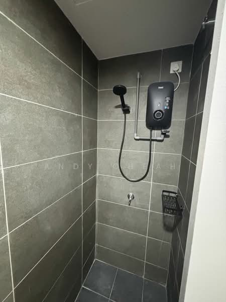 Service Residence for Sale at Midas @ Seri Alam - Andy Cheah - Bathroom - PropertyGuru.com.my