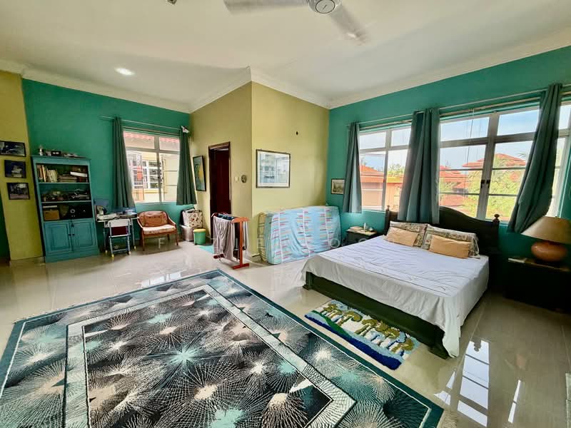 Bungalow for Sale in Country Heights (Kajang) - Fazie Noor - Bedroom - PropertyGuru.com.my