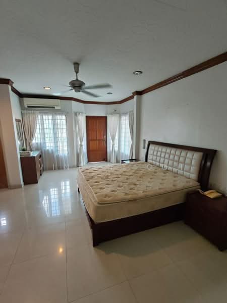 Semi-Detached House for Sale in Kepong (Kuala Lumpur) - Vincent Goh - Bedroom - PropertyGuru.com.my