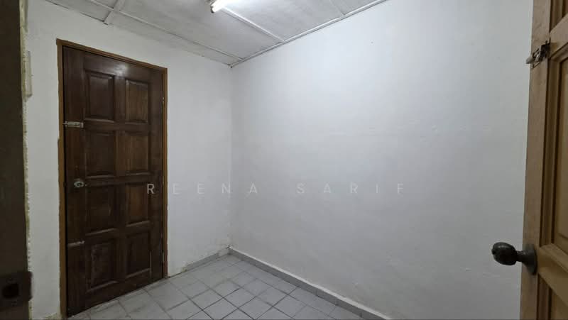 Double Storey Terrace Seksyen 8 Shah Alam untuk Untuk Dijual - RM 650,000, Mac 2026 - Interior - PropertyGuru.com.my