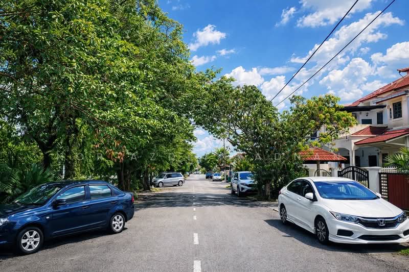 2-storey Terraced House for Sale in Usj 13 (Subang Jaya) - Nor Azdlin Adnan - Exterior - PropertyGuru.com.my