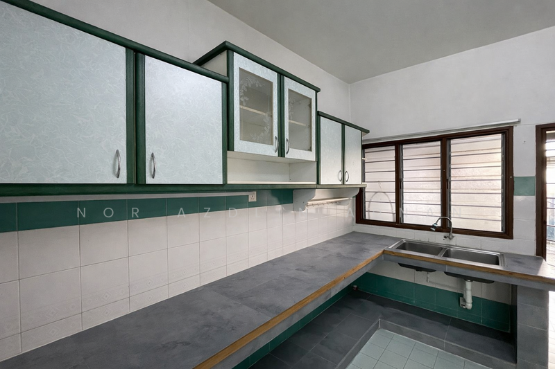 Double Storey Terrace Usj 9 untuk Untuk Dijual - RM 870,000, Mac 2026 - Kitchen - PropertyGuru.com.my