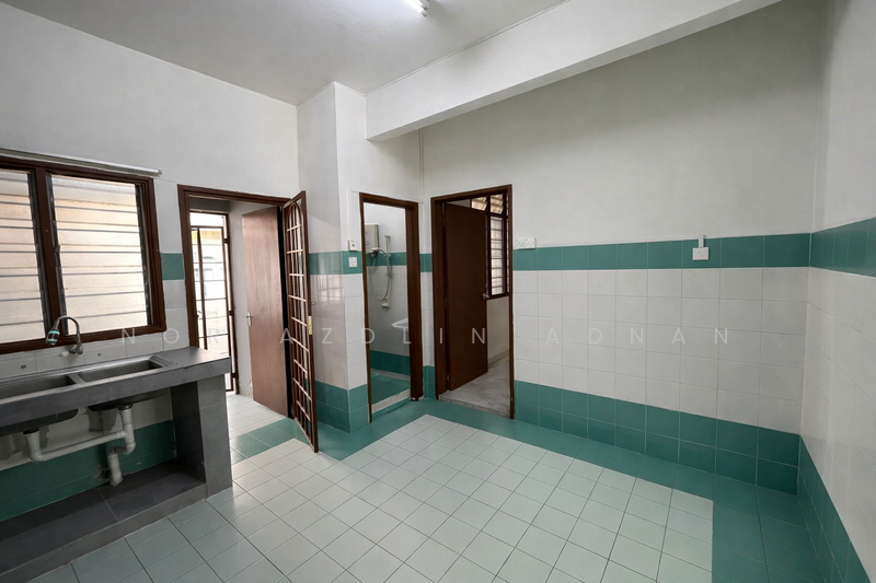 Double Storey Terrace Usj 9 untuk Untuk Dijual - RM 870,000, Mac 2026 - Kitchen - PropertyGuru.com.my