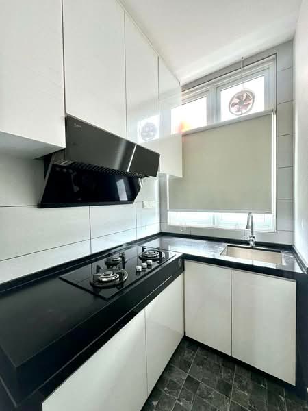 Kondominium untuk Disewa di The Cantonment - Gan Chun Kai - Kitchen - PropertyGuru.com.my