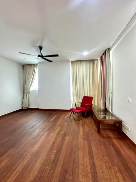 Kondominium untuk Disewa di The Cantonment - Gan Chun Kai - Living Room - PropertyGuru.com.my