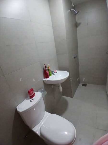 Service Residence for Rent at 168 Park Residensi Selayang - Elaine Loke - Bathroom - PropertyGuru.com.my