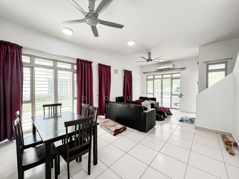 2-storey Terraced House for Sale in Presint 11 (Putrajaya) - Gudrotullah Ikhwan - Living Room - PropertyGuru.com.my
