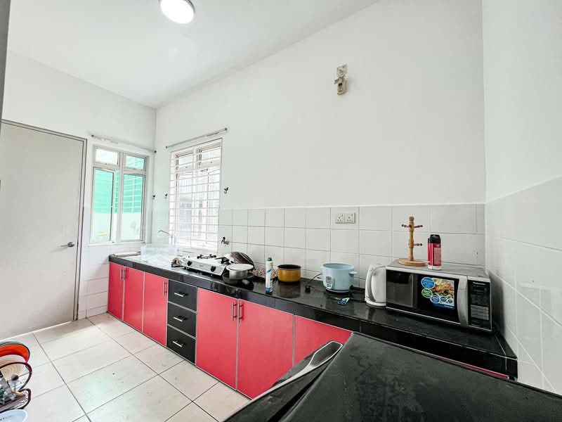 2-storey Terraced House for Sale in Presint 11 (Putrajaya) - Gudrotullah Ikhwan - Kitchen - PropertyGuru.com.my