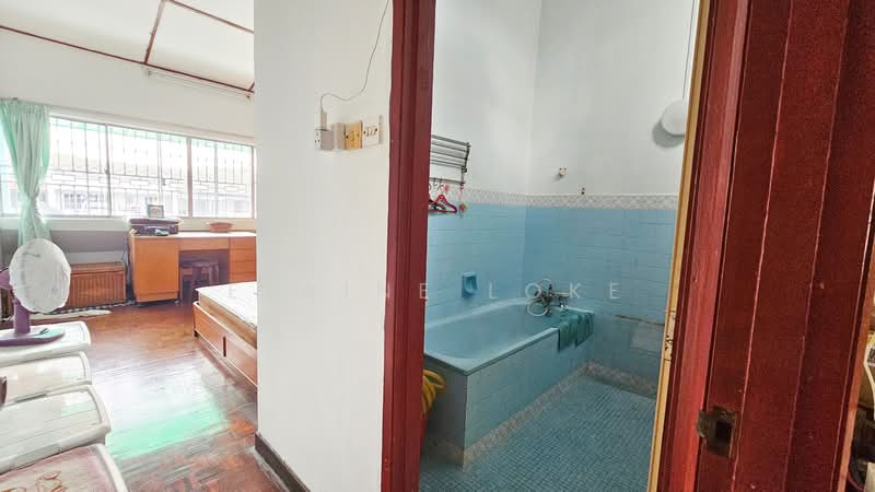 2-storey Terraced House for Sale in Taman Connaught (Cheras) - Elaine Loke - Bedroom - PropertyGuru.com.my