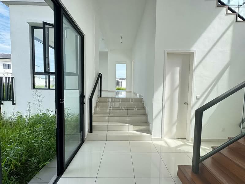 Bungalow for Sale in Alam Sari (Bangi) - Gudrotullah Ikhwan - Entrance - PropertyGuru.com.my