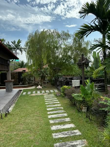 Bungalow for Sale in Alam Damai (Cheras) - Muhamad Aizat Bin Baharuddin - Garden - PropertyGuru.com.my