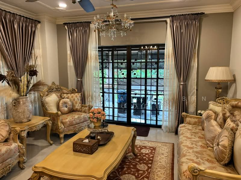 Bungalow for Sale in Alam Damai (Cheras) - Muhamad Aizat Bin Baharuddin - Living Room - PropertyGuru.com.my