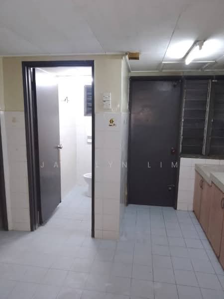Apartment for Sale at Saujana Damansara - Jacelyn Lim - Bathroom - PropertyGuru.com.my