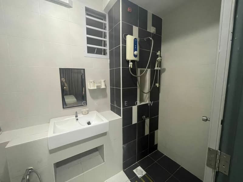 D'Ambience Residences (Pangsapuri Ikatan Flora) untuk Untuk Dijual - RM 250,000, Mac 2026 - Bathroom - PropertyGuru.com.my