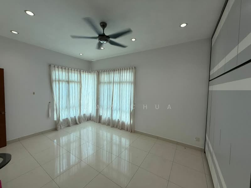 Semi-Detached House for Sale in Taman Sutera Utama (Skudai) - Adam Chua - Bedroom - PropertyGuru.com.my