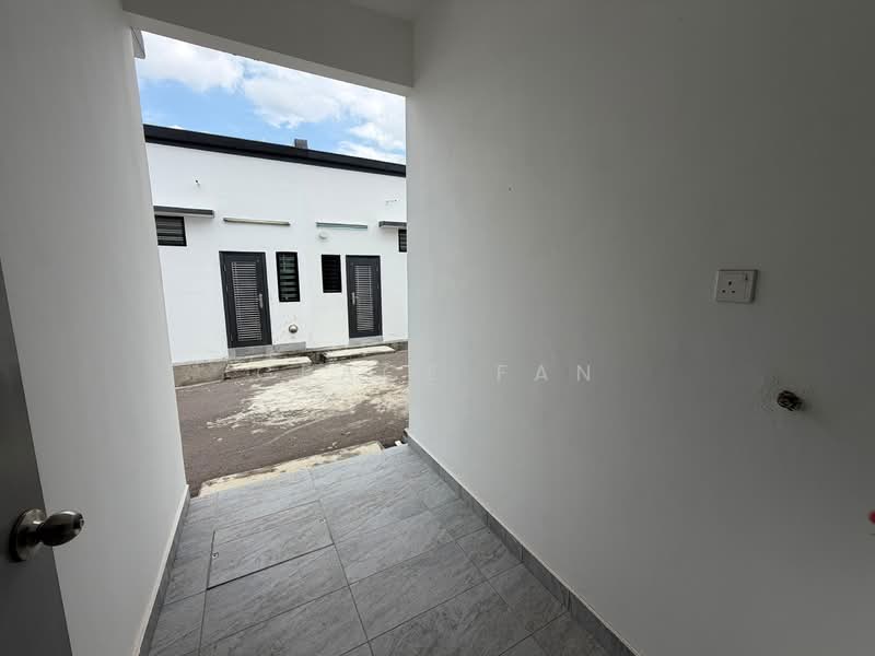 1-storey Terraced House for Rent in Kluang (Johor) - Grace Fan - Exterior - PropertyGuru.com.my