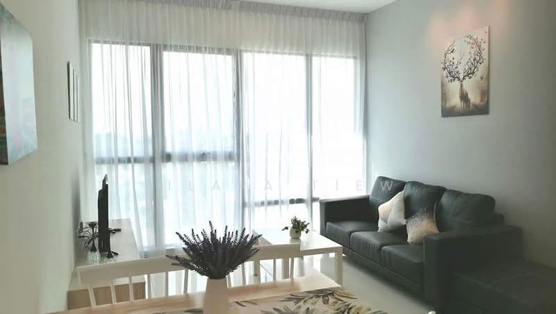 Service Residence for Sale at Southkey Mosaic - Lilara Tiew - Living Room - PropertyGuru.com.my