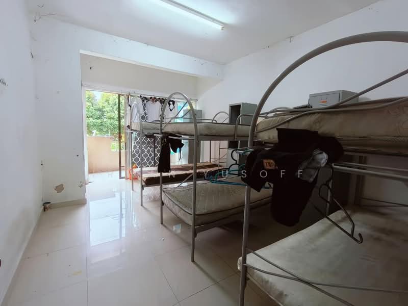Townhouse for Sale in Seksyen 9 (Shah Alam) - Irwan Yusoff - Bedroom - PropertyGuru.com.my