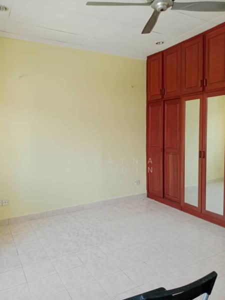 2-storey Terraced House for Rent in Bukit Jelutong (Shah Alam) - Zuraina Rajudin - Bedroom - PropertyGuru.com.my