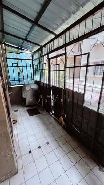 Townhouse for Sale in Seksyen 9 (Shah Alam) - Irwan Yusoff - Balcony - PropertyGuru.com.my