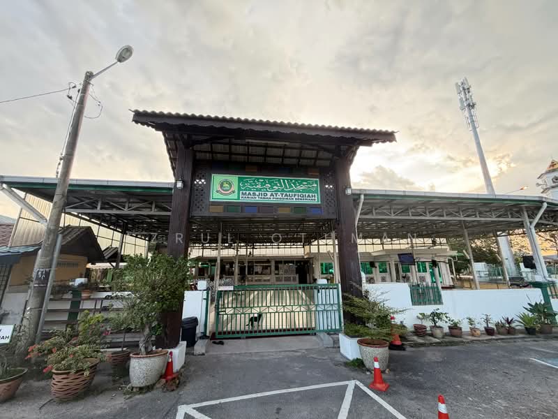 1-storey Terraced House for Sale in Taman Pinggiran Senawang (Sungai Gadut) - Azrul Othman - PropertyGuru.com.my
