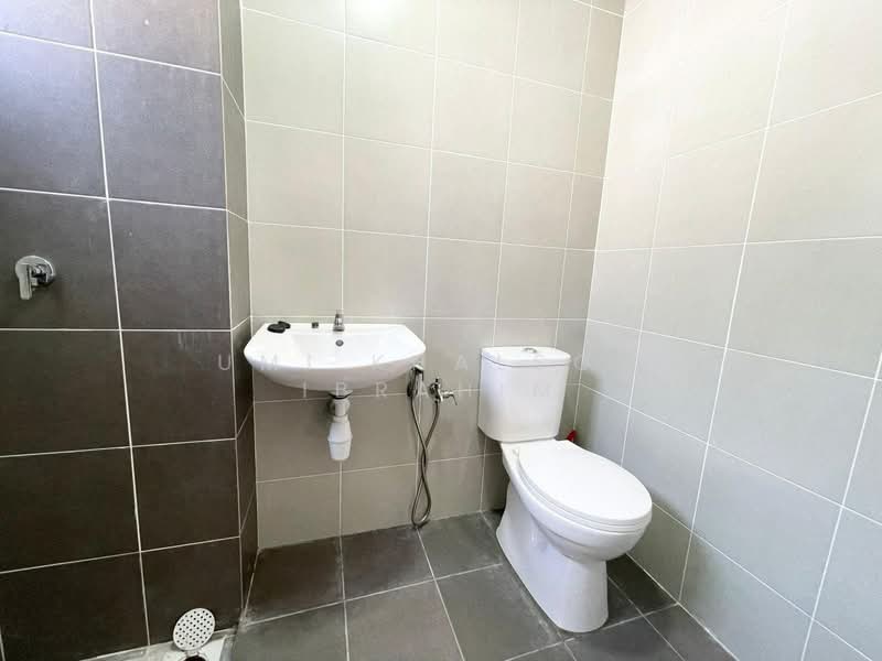 2-storey Terraced House for Rent in Dengkil (Selangor) - Umi Khalsom Ibrahim - PropertyGuru.com.my