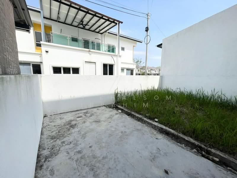 2-storey Terraced House for Rent in Dengkil (Selangor) - Umi Khalsom Ibrahim - PropertyGuru.com.my