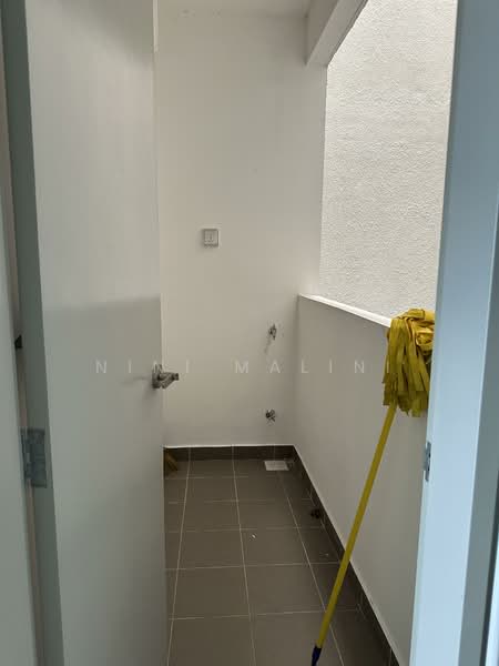 Service Residence for Sale at Bayu Residensi - Nini Malini - Yard - PropertyGuru.com.my