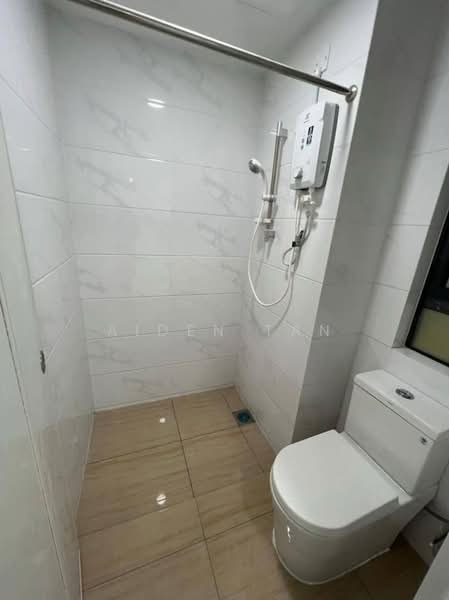 Country Garden Central Park untuk Untuk Disewa - RM 1,700 /bulan, Mac 2026 - Bathroom - PropertyGuru.com.my