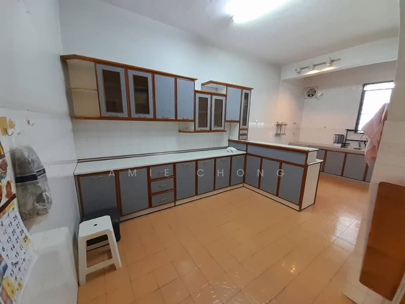 2-storey Terraced House for Sale in Station 18 (Ipoh) - Amie Chong - Kitchen - PropertyGuru.com.my
