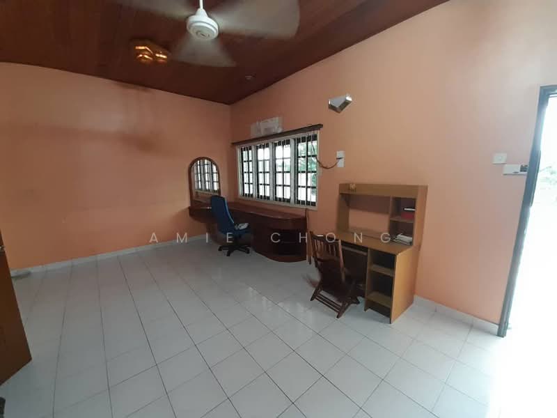 2-storey Terraced House for Sale in Station 18 (Ipoh) - Amie Chong - Study - PropertyGuru.com.my