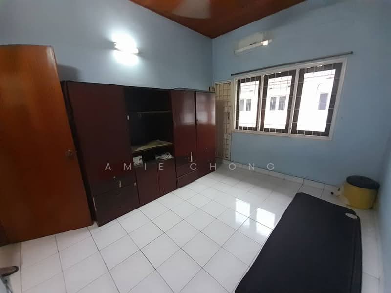 2-storey Terraced House for Sale in Station 18 (Ipoh) - Amie Chong - Bedroom - PropertyGuru.com.my
