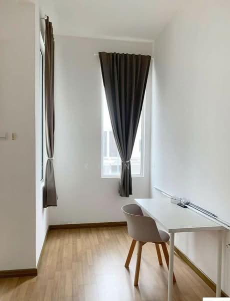 Semi-Detached House for Sale in Canary Garden (Klang) - Zackinn Hoi - Study - PropertyGuru.com.my