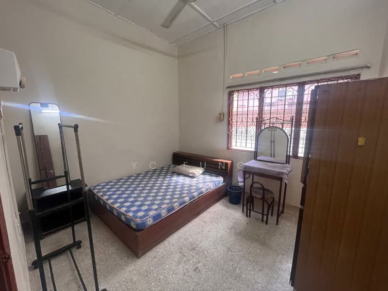 Semi-Detached House for Rent in Taman Sentosa (Johor Bahru) - YC Fung - Bedroom - PropertyGuru.com.my